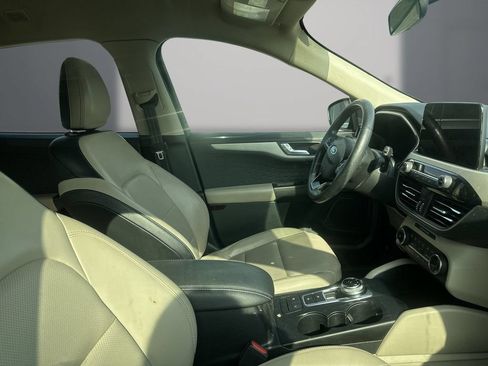 Used 2020 Ford Escape SEL FWD image 10