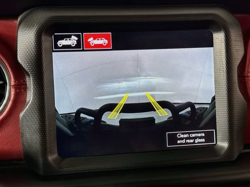 Used 2023 Jeep Wrangler Unlimited Rubicon 4xe AWD/4WD image 46