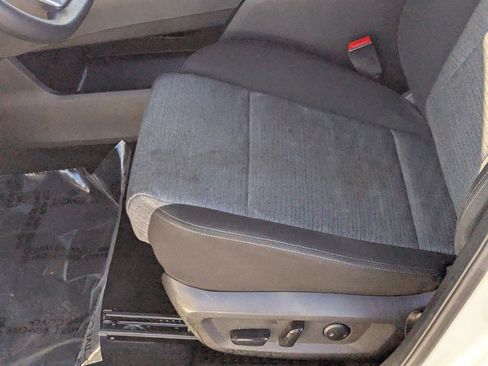 Certified 2023 Nissan Rogue SV image 28