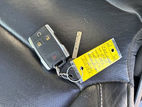 Used 2017 GMC Sierra 2500 Denali image 35