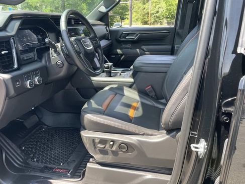 Used 2025 GMC Sierra 1500 AT4 w/ AT4 Premium Package AWD/4WD image 20