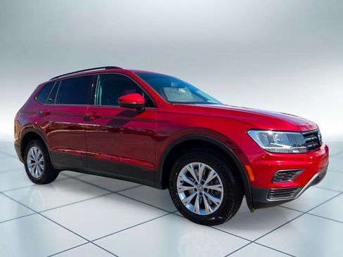 Used 2018 Volkswagen Tiguan S FWD image 3