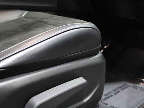 Used 2022 Jeep Grand Cherokee Altitude image 23