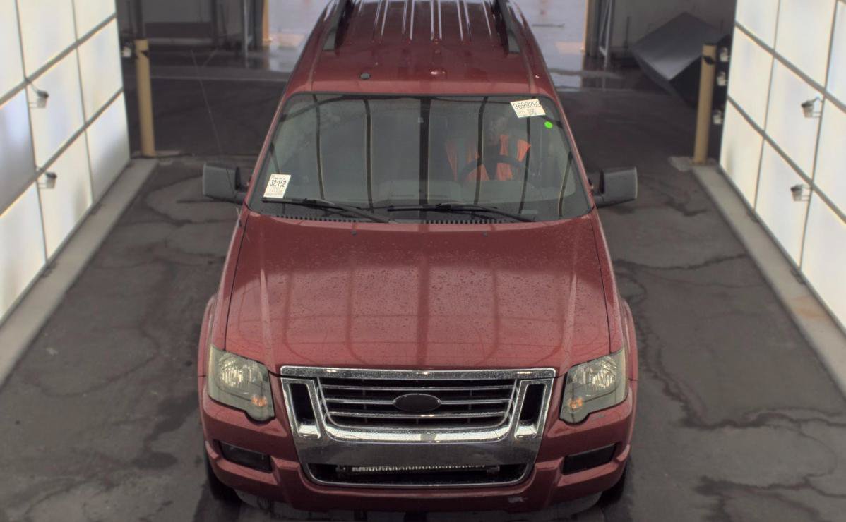 Used 2007 Ford Explorer XLT AWD/4WD image 2