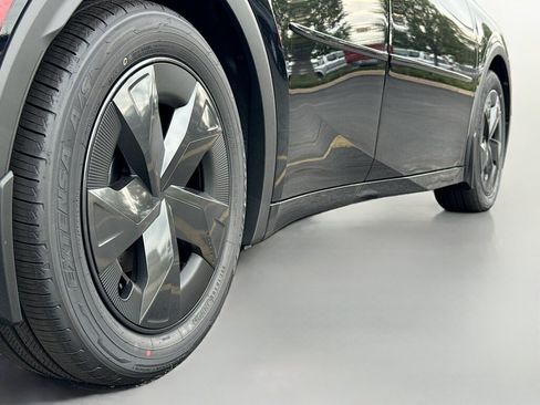 New 2026 Toyota Prius Plug-In Hybrid FWD image 14