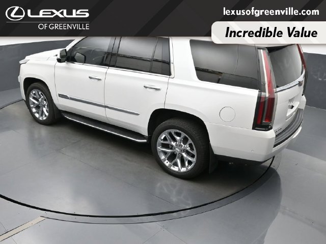 Used 2020 Cadillac Escalade Premium Luxury AWD/4WD image 28