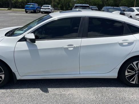 Used 2018 Honda Civic EX-L image 5