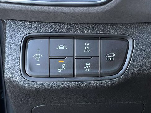 Used 2020 Hyundai Santa Fe Limited AWD/4WD image 10
