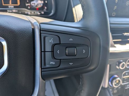Used 2024 GMC Yukon SLT AWD/4WD image 21