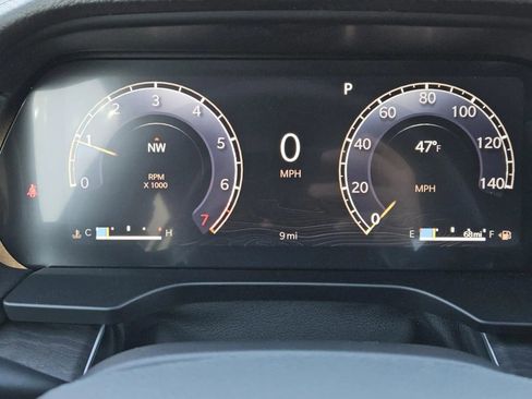 New 2025 Jeep Grand Cherokee Limited image 18