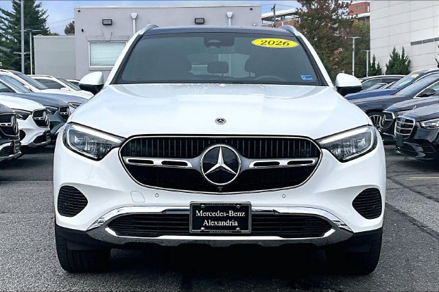Used 2026 Mercedes-Benz GLC 300 4MATIC image 2