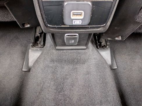 Used 2024 Jeep Compass Latitude AWD/4WD image 11