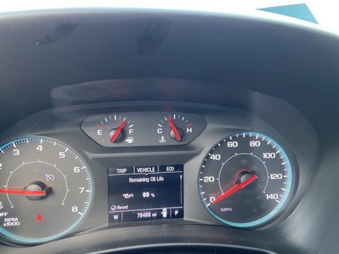 Used 2023 Chevrolet Equinox LS AWD/4WD image 22