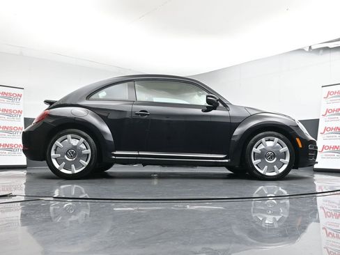 Used 2017 Volkswagen Beetle 1.8T SEL image 41