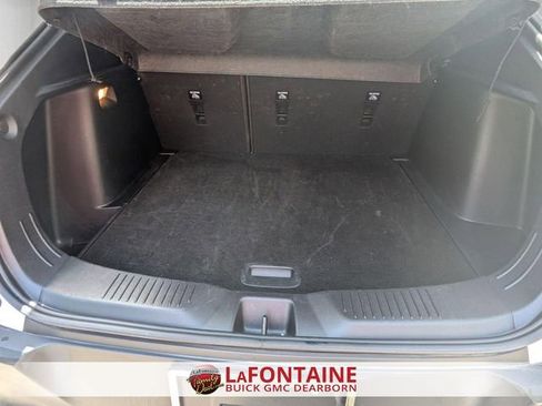 Used 2025 Buick Envista Preferred image 28