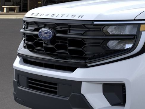 New 2025 Ford Expedition Max Active AWD/4WD image 17