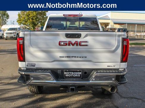 Used 2024 GMC Sierra 3500 SLT image 9