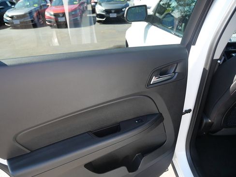 Used 2017 GMC Terrain SLE FWD image 27