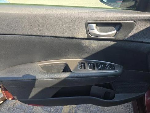Used 2020 Kia Optima LX FWD image 7