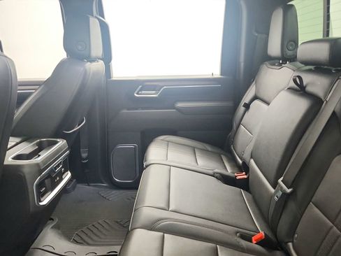 Used 2025 Chevrolet Silverado 2500 High Country w/ High Country Premium Package AWD/4WD image 24