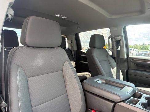 Used 2023 Chevrolet Silverado 1500 LT AWD/4WD image 17