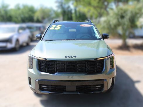 Used 2025 Kia Sorento SX AWD/4WD image 18