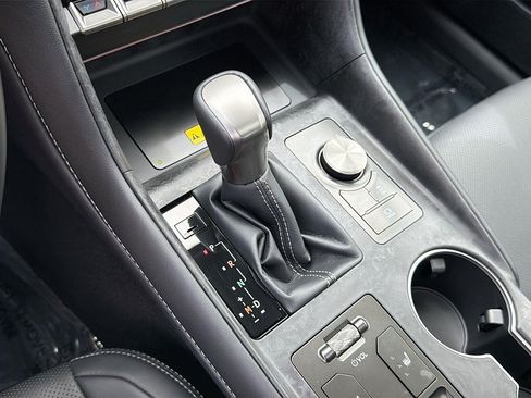 Used 2026 Lexus IS 350 F Sport w/ Accessory Package Z1 RWD image 13