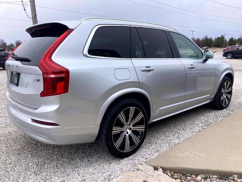 Used 2022 Volvo XC90 T6 Momentum w/ Climate Package image 10
