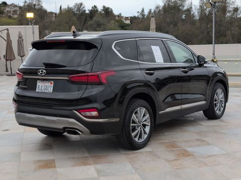 Used 2019 Hyundai Santa Fe Limited image 5