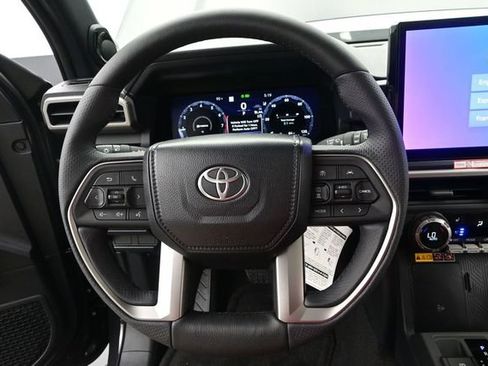 New 2026 Toyota 4Runner Limited AWD/4WD image 6