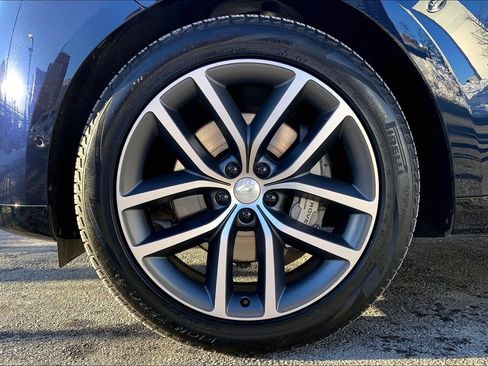 Used 2025 Land Rover Range Rover SE image 10