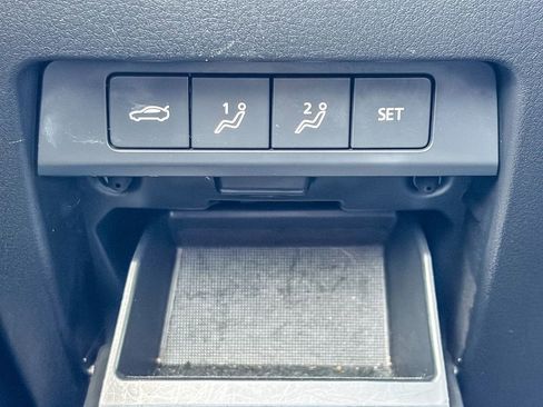 Used 2025 MAZDA MAZDA3 s image 48