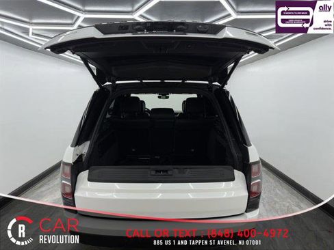 Used 2019 Land Rover Range Rover Supercharged image 6