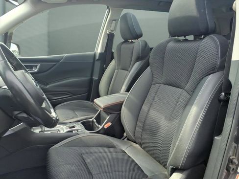 Used 2020 Subaru Forester Premium AWD/4WD image 21