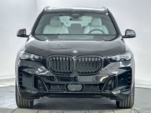 New 2026 BMW X5 xDrive50e w/ M Sport Package image 10
