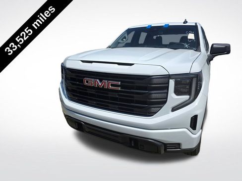 Used 2024 GMC Sierra 1500 Pro w/ Graphite Edition AWD/4WD image 2