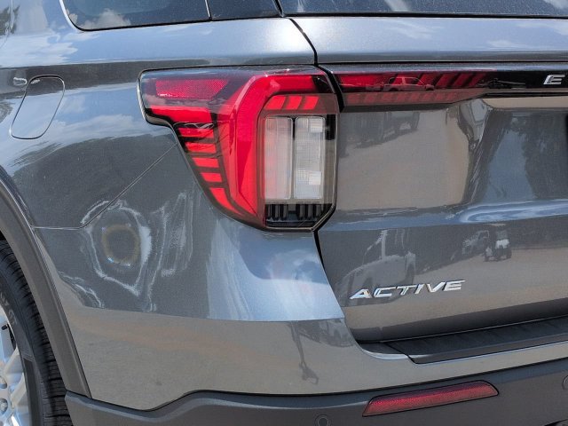 New 2026 Ford Explorer Active w/ Active Comfort Package RWD image 12