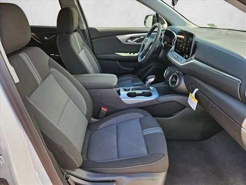 New 2026 Chevrolet Blazer LT w/ Midnight/Sport Edition FWD image 17
