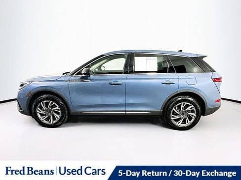 Used 2025 Lincoln Corsair AWD image 4