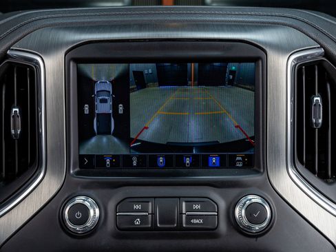 Used 2022 GMC Sierra 3500 Denali w/ Denali Ultimate Package image 25