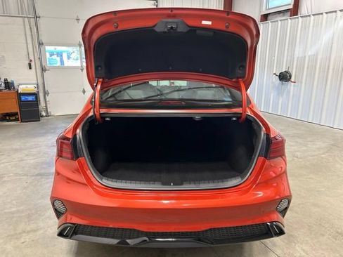Used 2024 Kia Forte GT-Line w/ GT-Line Premium Package FWD image 19
