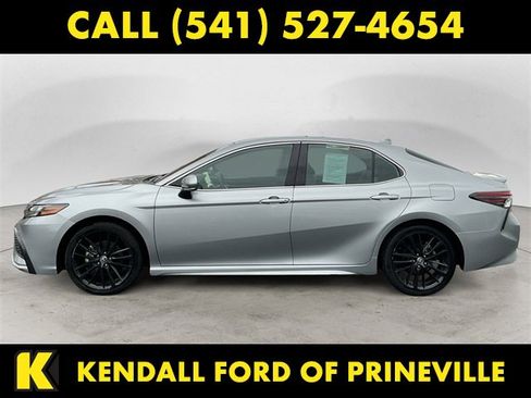 Used 2023 Toyota Camry XSE image 2