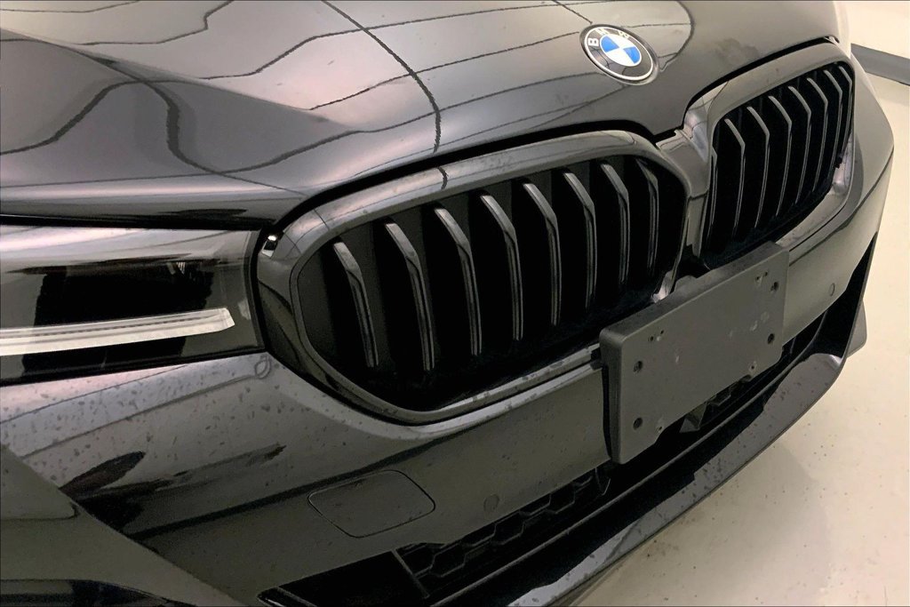 Used 2023 BMW 540i xDrive w/ Executive Package AWD/4WD image 29