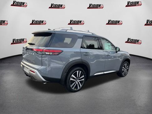 New 2025 Nissan Pathfinder Platinum w/ Lighting Package (N92) image 5