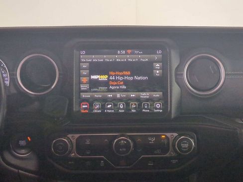 Used 2022 Jeep Wrangler Unlimited Sahara 4xe image 20