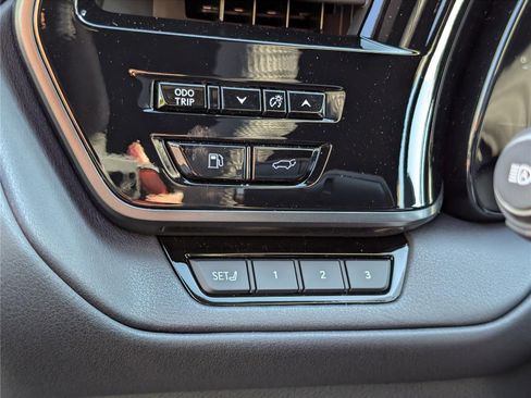 New 2026 Lexus TX 500h AWD image 21