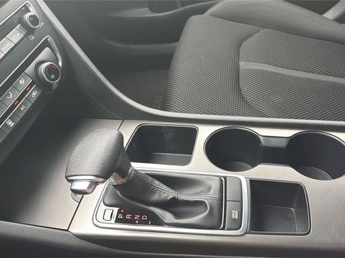 Used 2019 Kia Optima LX FWD image 19