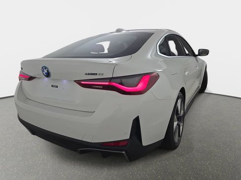 Used 2023 BMW i4 eDrive35 RWD image 39