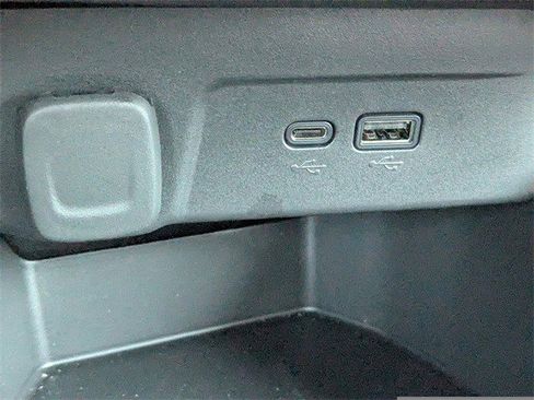 Certified 2024 Chevrolet Trax ACTIV w/ Driver Confidence Package image 24