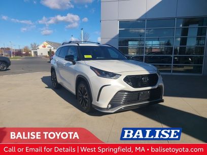 Used 2023 Toyota Highlander XSE